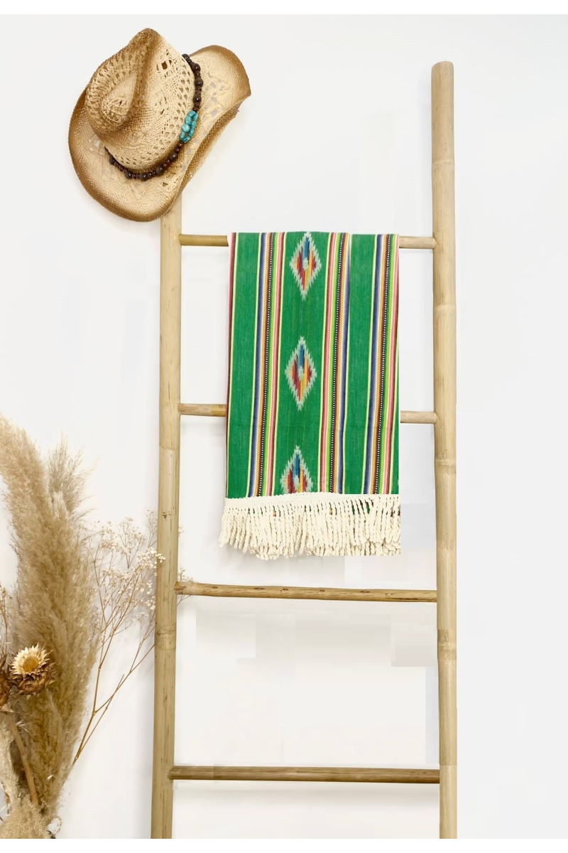 Fouta de Praia Seychelles – verde/amarelo/castanho – estilo boêmio – com franjas – Miss June Paris – 4
