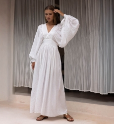 Long Dress Angie – white – long sleeves – V-neck – bohemian – adjustable belt – Miss June Paris – 1