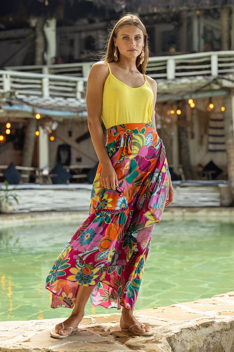 Saia Longa Mimi – multicolorida – estampa floral – assimétrica – estilo boêmio – Miss June Paris – 1