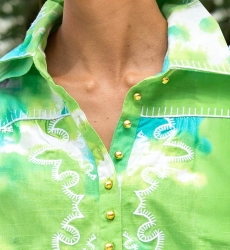 Short Dress Victoria – green/aqua – short sleeves – tie & dye pattern – matching belt – bohemian – Miss June Paris – 5