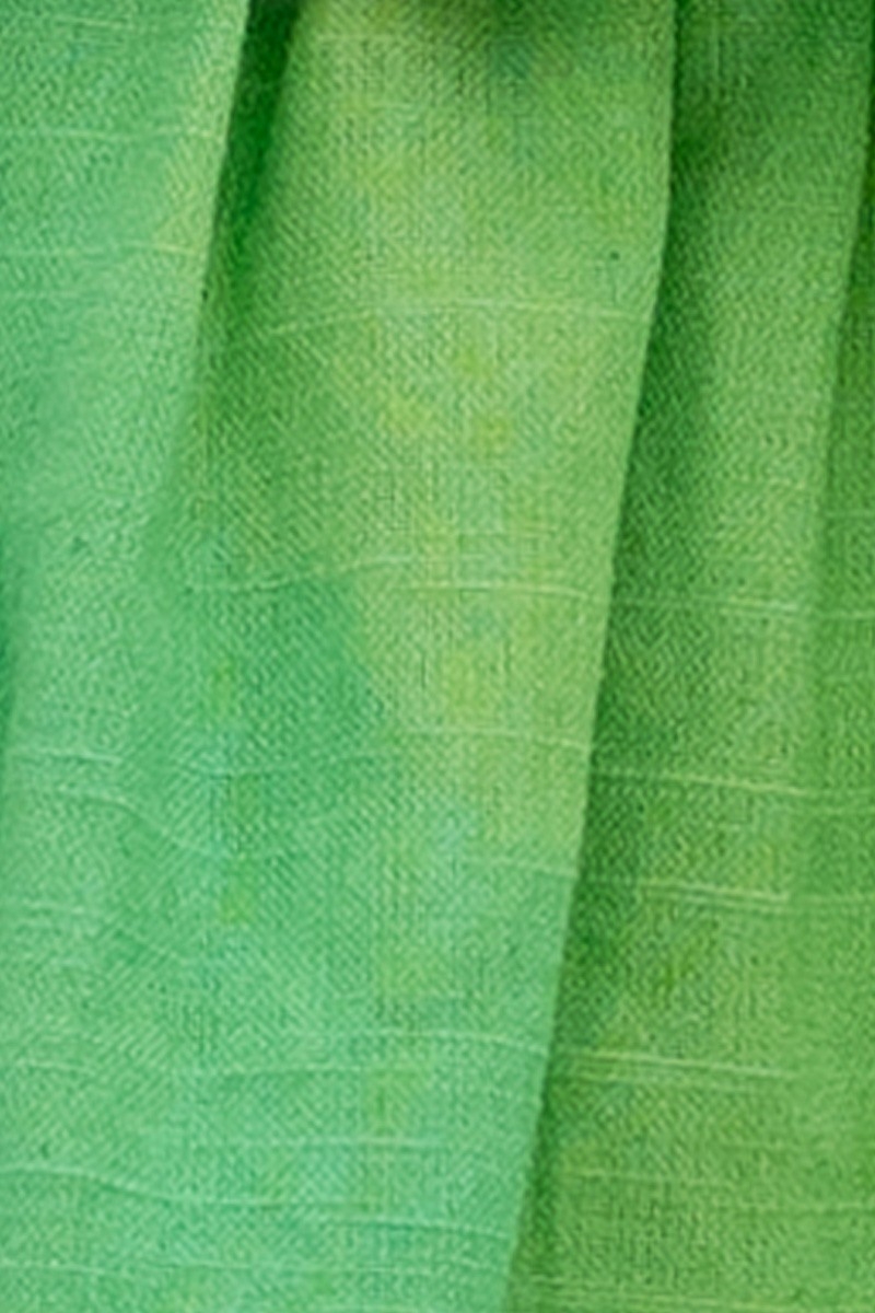Saia Lelya – verde/água – detalhes bordados – estilo franzido – padrão tie-dye – boêmio – Miss June Paris – 6