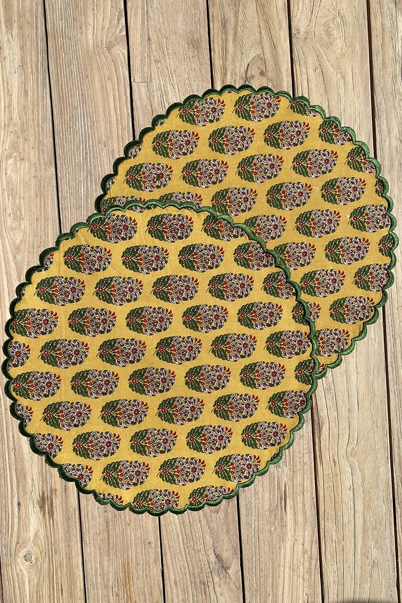 Conjunto de individuais Blazing Yellow (Conjunto de 2) – redondos – 100% algodão – Jardim Botânico – Miss June Paris – 4