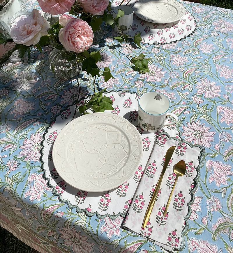 Blazing White Placemat Set (Set of 2) – round – 100% cotton – floral patterns – Jardin Botanique – Miss June Paris – 2