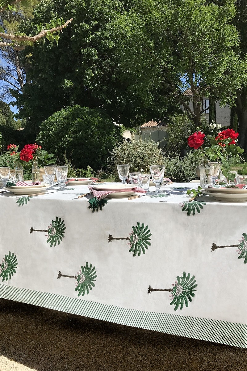 Toalha de mesa Island Green – branco/verde – palmeiras – 100% algodão – boho chic – Jardim Botânico – Miss June Paris – 3
